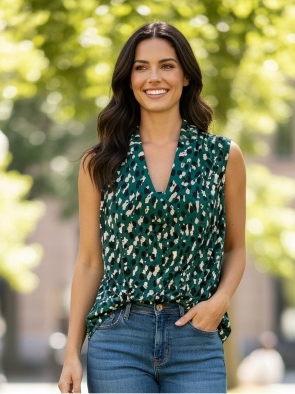 Kasper Green Printed Sleeveless V-Neck Camisole